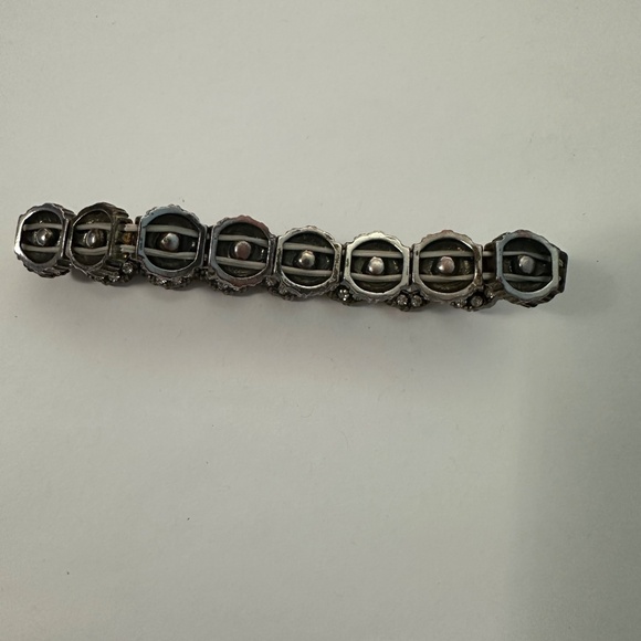 Vintage-Style Rhinestone Stretch Bracelet – Silver Tone with Clear Stones - Picture 5 of 7